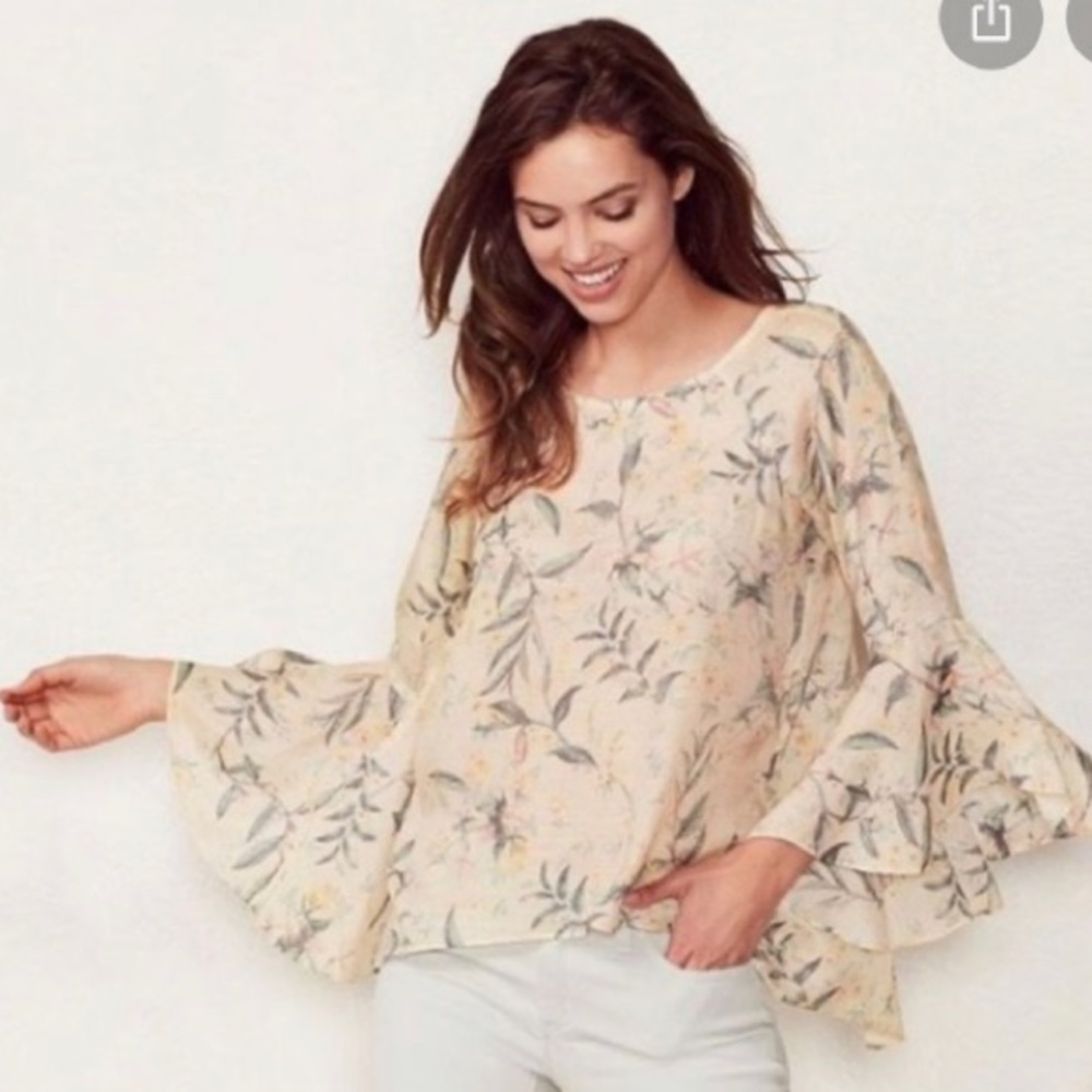 LC Lauren Conrad Bell Sleeve Floral Open Back Top